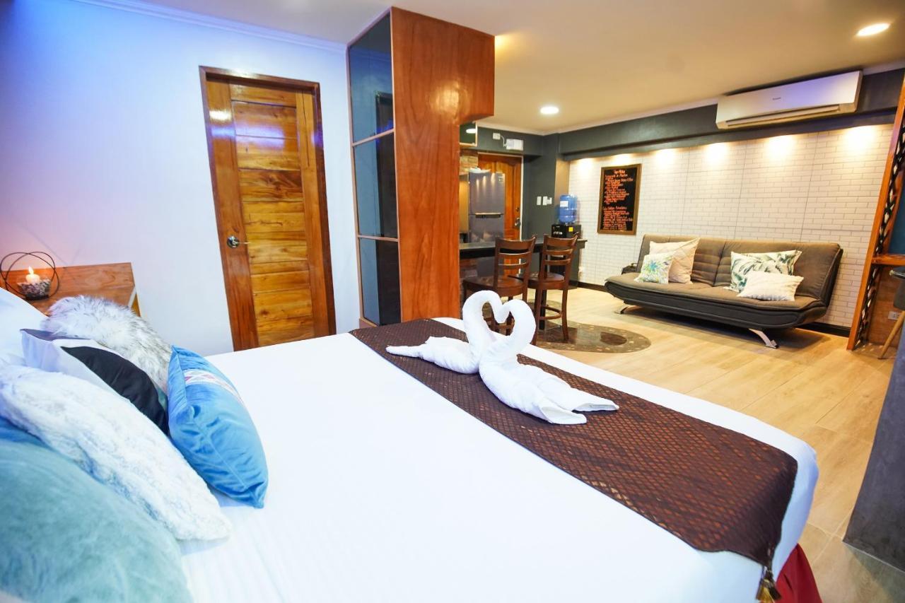 Clockworkorange Luxury Suites With Netflix Lapu-Lapu City Exterior foto