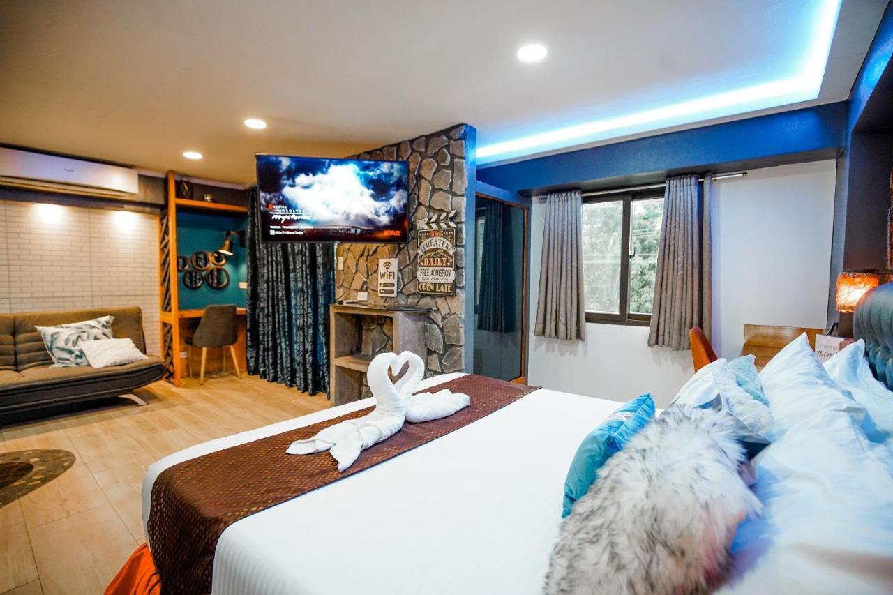 Clockworkorange Luxury Suites With Netflix Lapu-Lapu City Exterior foto