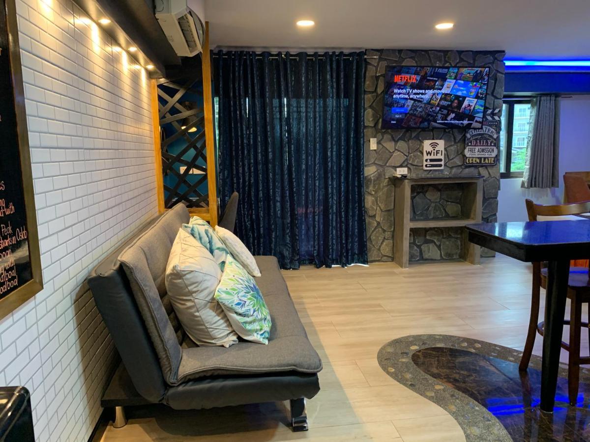 Clockworkorange Luxury Suites With Netflix Lapu-Lapu City Exterior foto