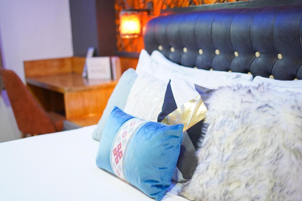 Clockworkorange Luxury Suites With Netflix Lapu-Lapu City Exterior foto