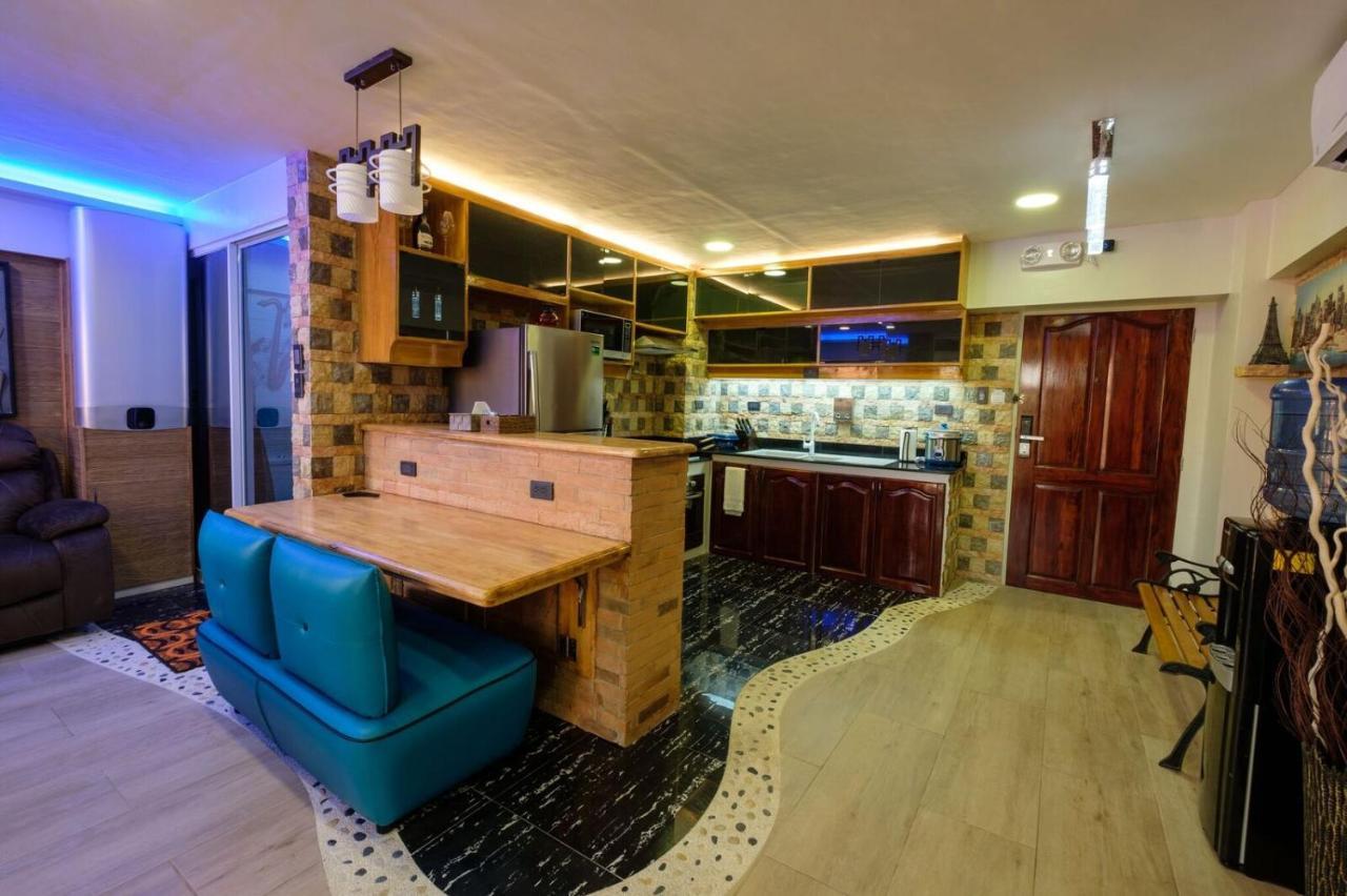 Clockworkorange Luxury Suites With Netflix Lapu-Lapu City Exterior foto