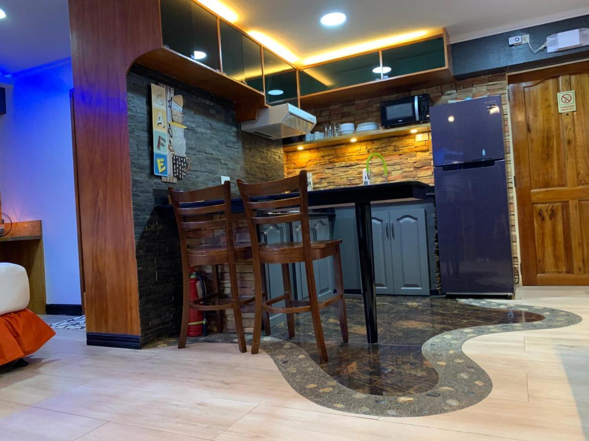 Clockworkorange Luxury Suites With Netflix Lapu-Lapu City Exterior foto