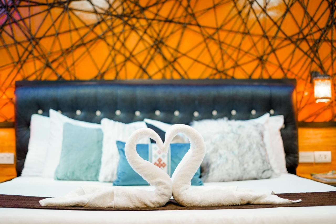 Clockworkorange Luxury Suites With Netflix Lapu-Lapu City Exterior foto