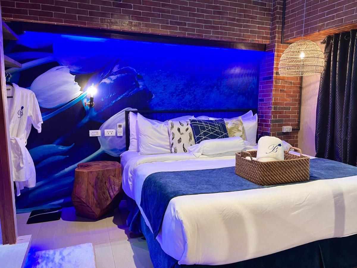Clockworkorange Luxury Suites With Netflix Lapu-Lapu City Exterior foto